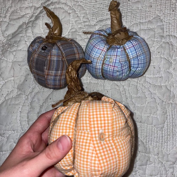 Handmade fabric pumpkins. Set of 3 - Picture 3 of 3